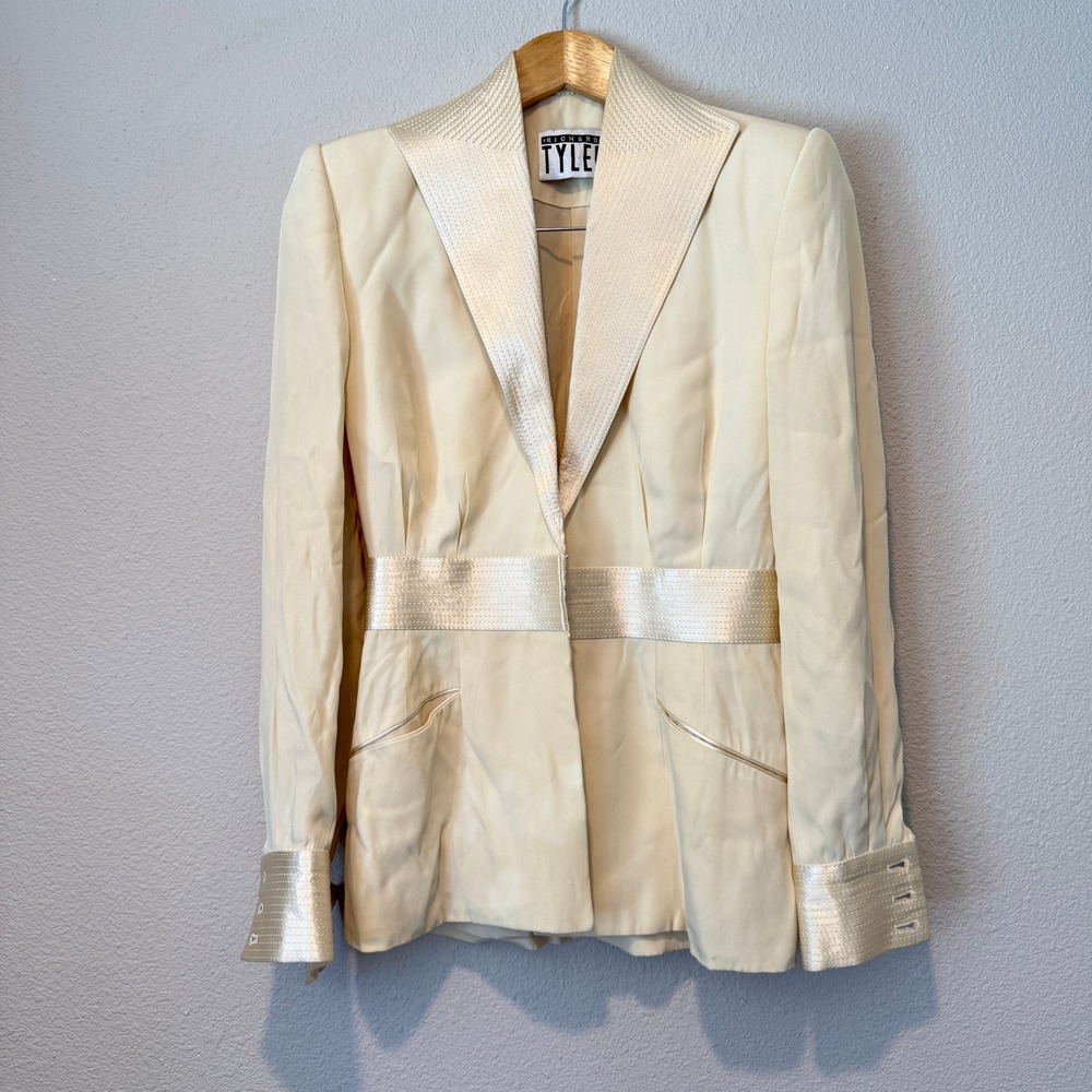Richard Tyler Vintage Cream Tuxedo Blazer Satin Trim Made in USA Size 4